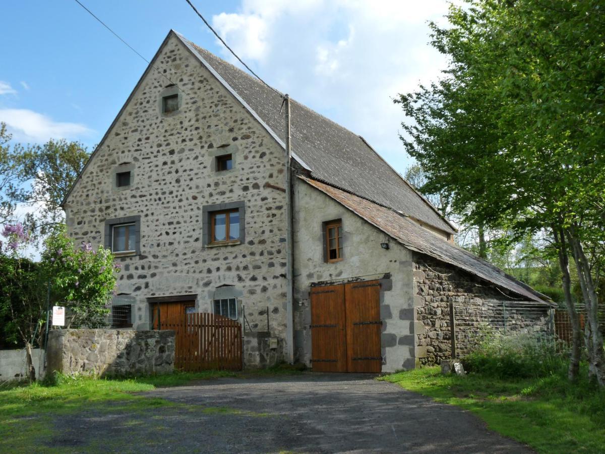 Gite Rural - Grange Des Pres Blancs Chaine Des Puys Le Vernet-Sainte-Marguerite 外观 照片