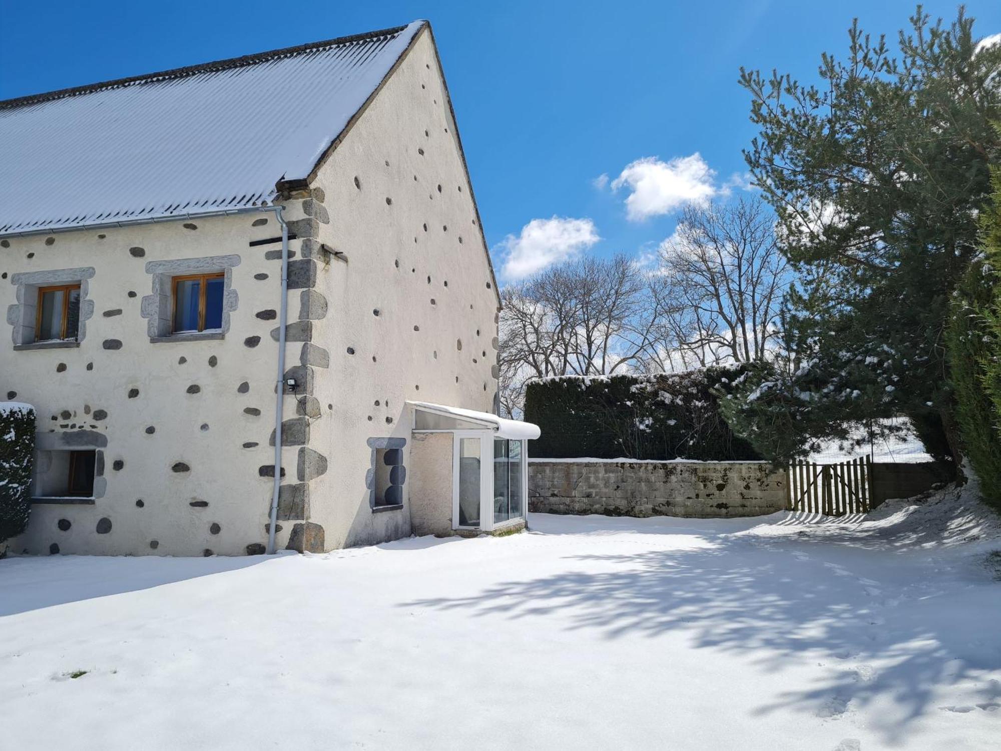 Gite Rural - Grange Des Pres Blancs Chaine Des Puys Le Vernet-Sainte-Marguerite 外观 照片