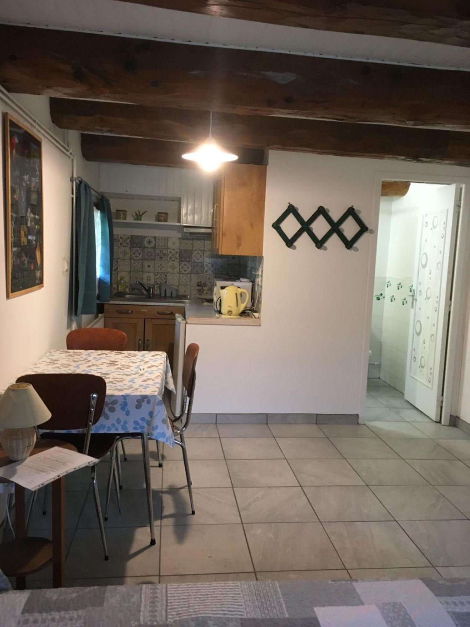 Gite Rural - Grange Des Pres Blancs Chaine Des Puys Le Vernet-Sainte-Marguerite 外观 照片